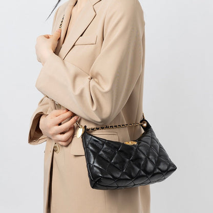 Noir Quilted Sheepskin Dual-Tone Chain Shoulder Bag