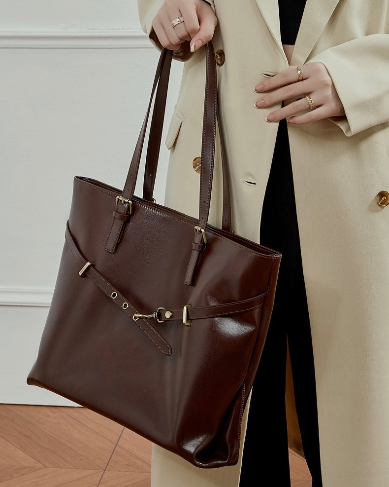 Genuine Leather Casual Tote – Large Capacity with Signature Lock Closure