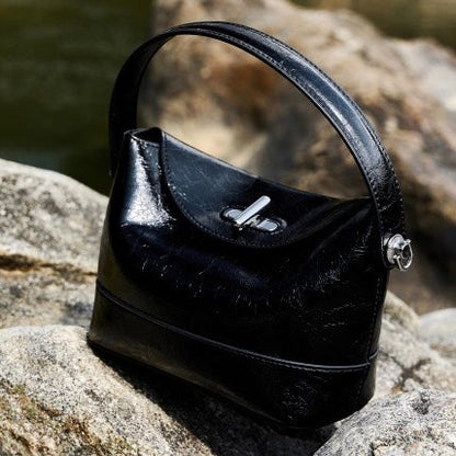 Women’s Genuine Leather Mini Bucket Shoulder Bag – Chic Turn-Lock Crossbody