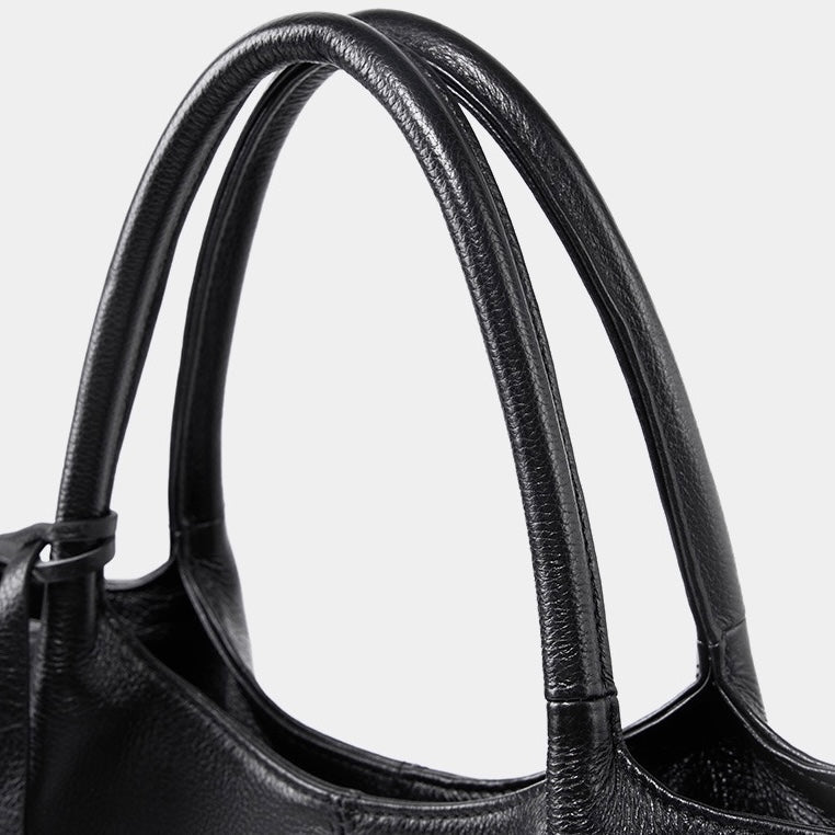 Women’s Genuine Leather Large Capacity Tote Shoulder Bag – Elegant Commuter Style