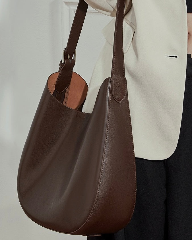 Sleek Minimalist Women's Genuine Leather Shoulder Bag