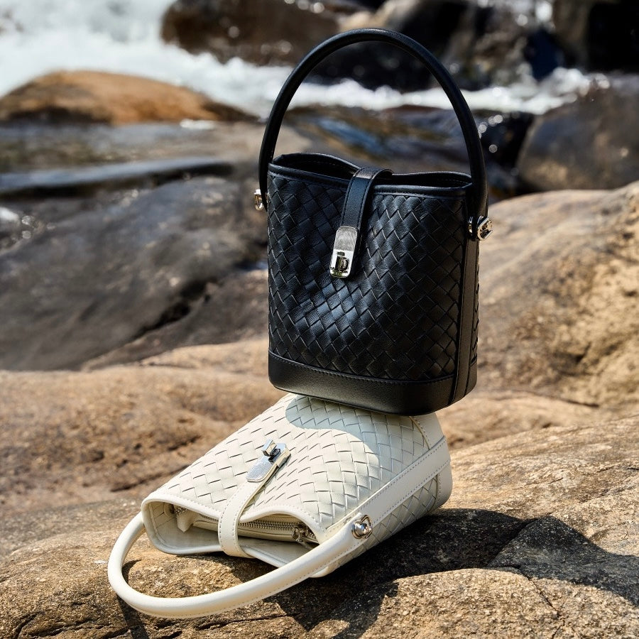 Women’s Genuine Sheepskin Woven Bucket Bag – Elegant Commuter Style