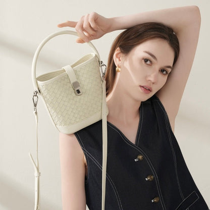 Women’s Genuine Sheepskin Woven Bucket Bag – Elegant Commuter Style