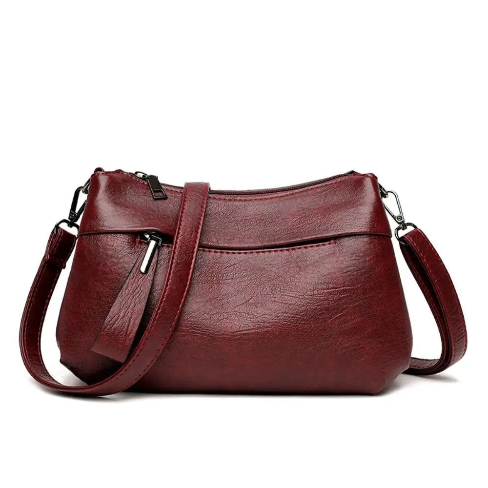 CLASSIC LEATHER CROSSBODY BAG